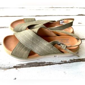 Miz Mooz Leather Cross Strap. Size 38. Sage Green.